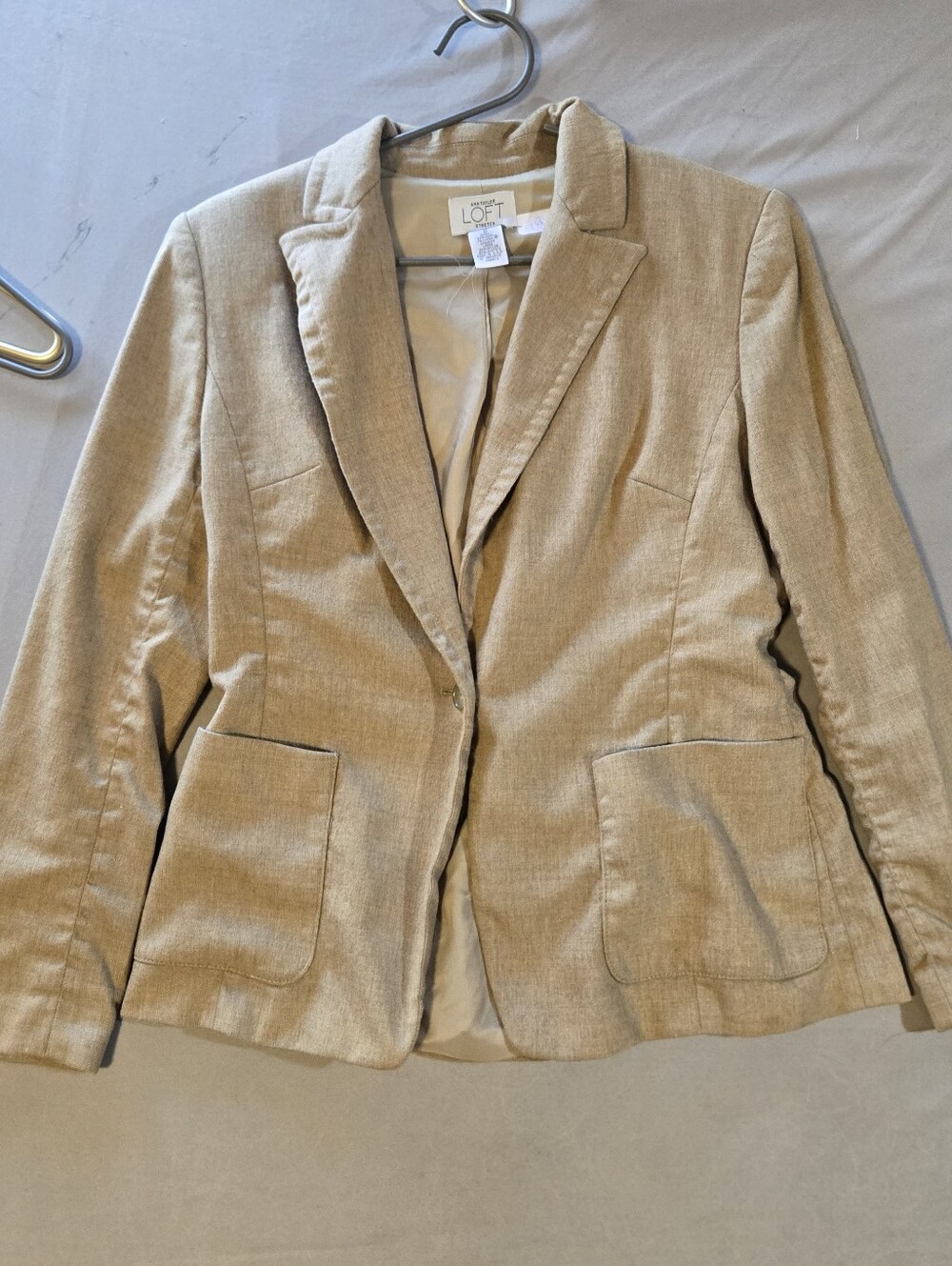 Ann Taylor LOFT Stretch 99% Wool Khaki Tan Professional Blazer Made In USA